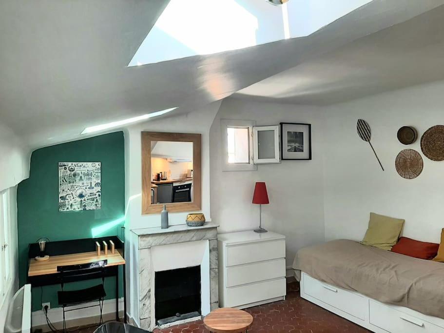 Notre Dame Du Mont Apartment Marseilles